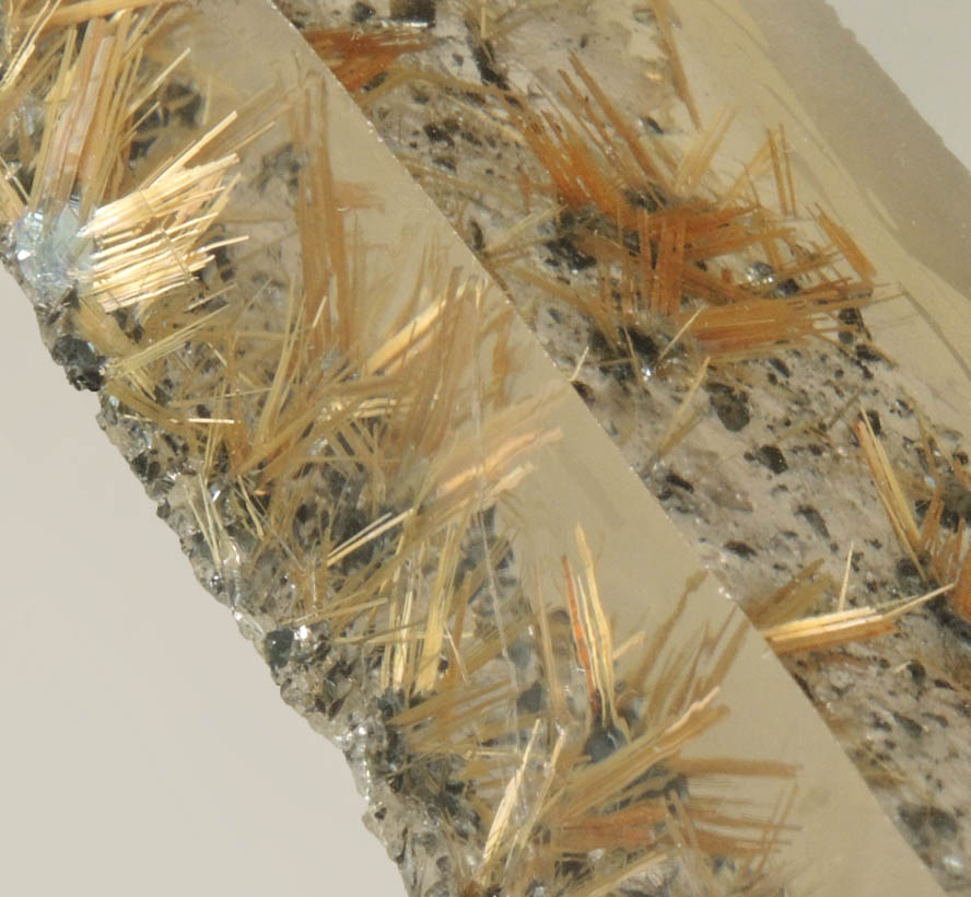 Quartz with Rutile and Hematite inclusions from Novo Horizonte, Bahia, Brazil