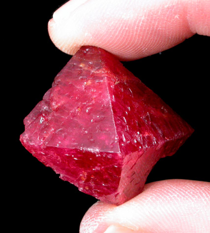 Spinel from Mogok District, 115 km NNE of Mandalay, Mandalay Division, Myanmar (Burma)