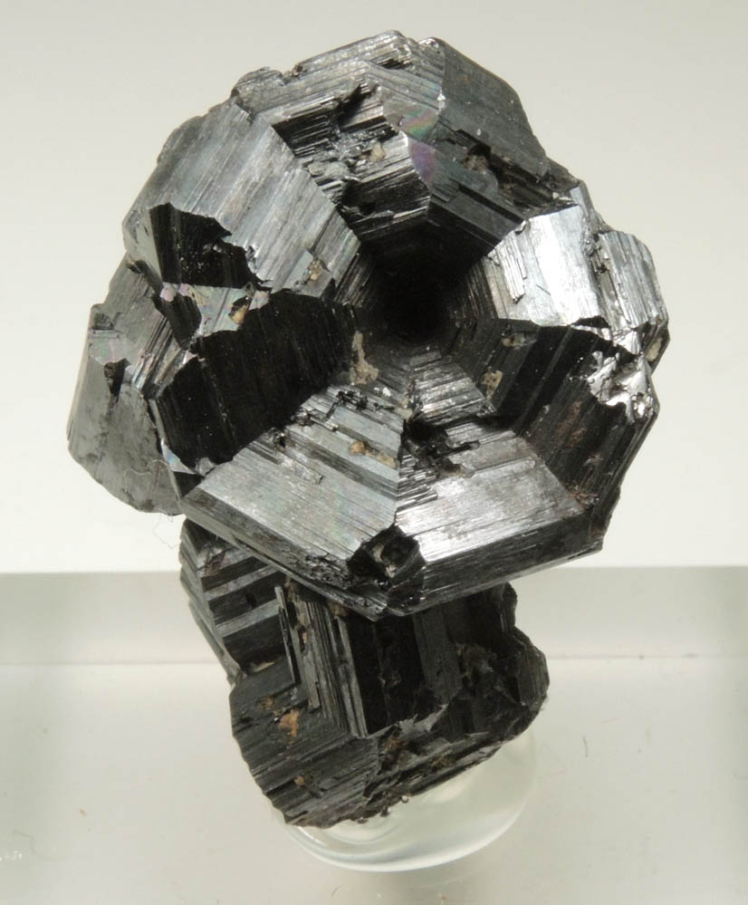 Rutile var. eightling-twin from Perovskite Hill, Magnet Cove, Hot Spring County, Arkansas