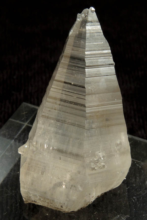 Quartz var. Tessin-habit from Becker Quarry, Willington, Tolland County, Connecticut