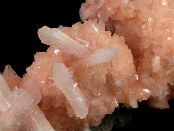 Heulandite-Ca with Stilbite-Ca from Pune District, Maharashtra, India