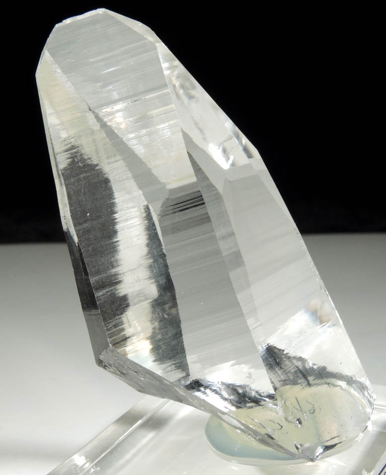 Quartz (optical grade) from Pea Blanca Mine, San Pablo de Borbur, Vasquez-Yacop District, Boyac Department, Colombia