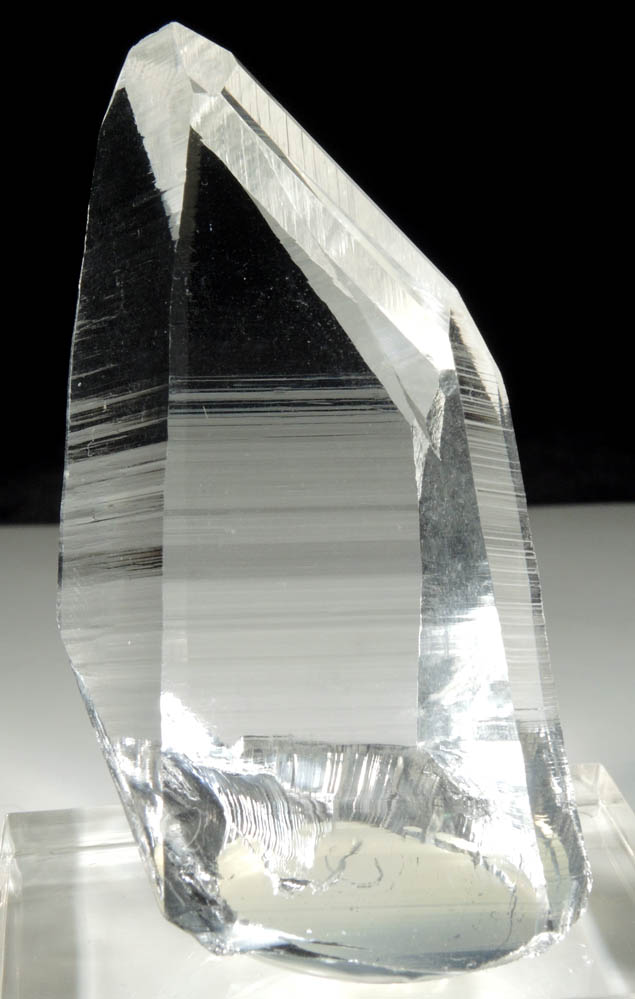 Quartz (optical grade) from Pea Blanca Mine, San Pablo de Borbur, Vasquez-Yacop District, Boyac Department, Colombia