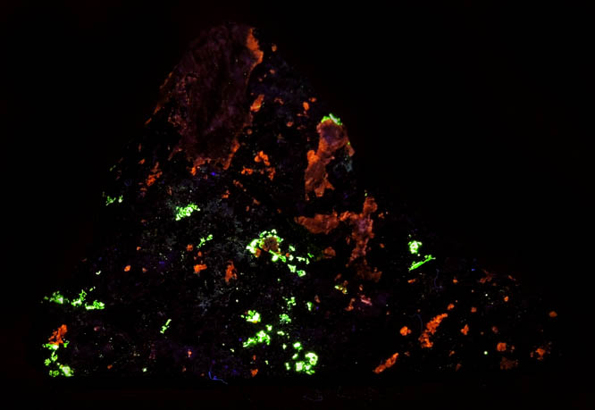 Turneaureite with Willemite from Parker Shaft, Franklin Mine, Sussex County, New Jersey (Type Locality for Turneaureite)