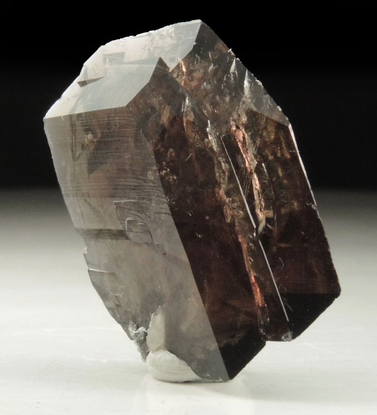 Axinite-(Fe) from Puiva Deposit, Tyumenskaya Oblast', Sub-Polar Ural Mountains, Russia