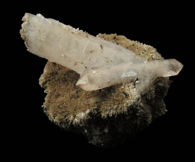 Quartz on Johannsenite with Manganbabingtonite from Iron Cap Mine, Aravaipa District, Graham County, Arizona