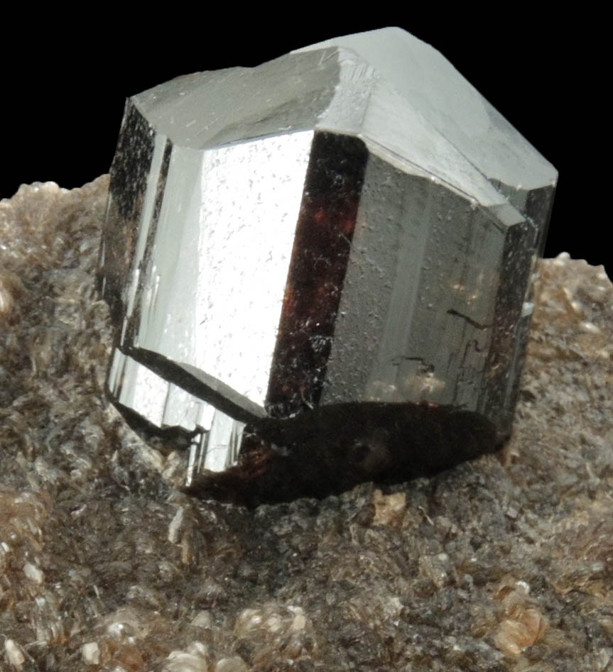 Cassiterite on Muscovite from Merekski District, Khabarovskiy Kray, Russia