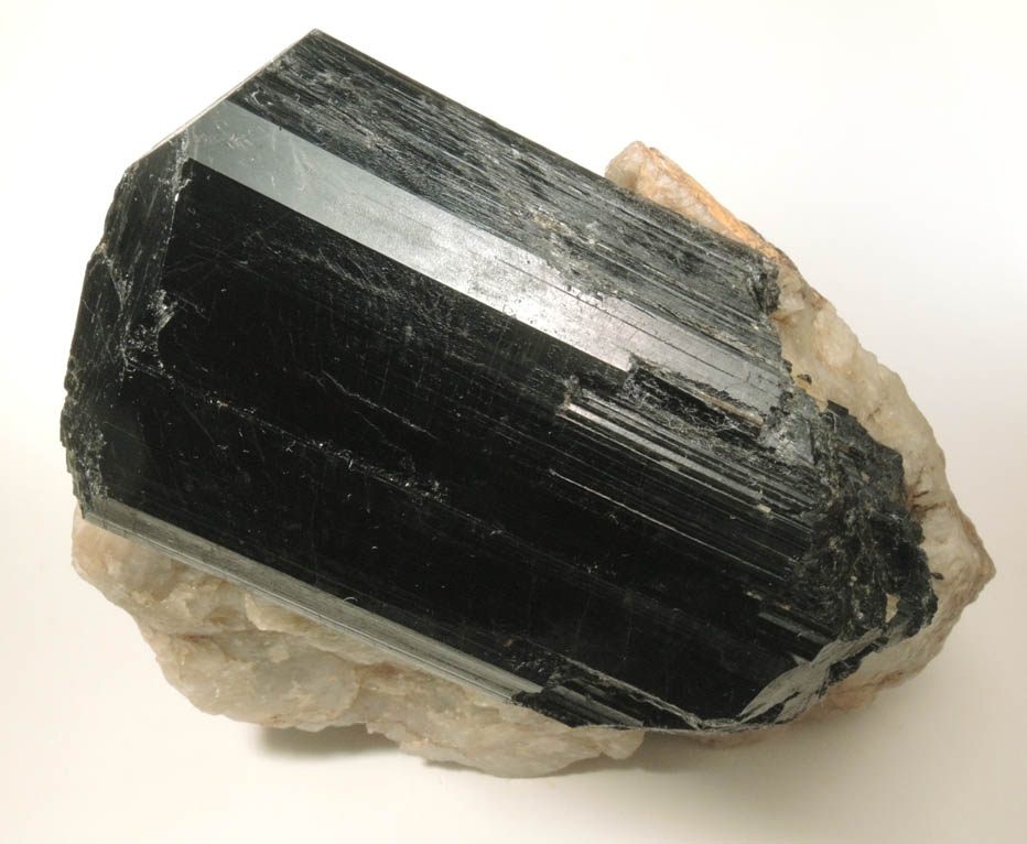 Schorl Tourmaline in Quartz from Golden Beryl Site, Nottingham, Rockingham County, New Hampshire