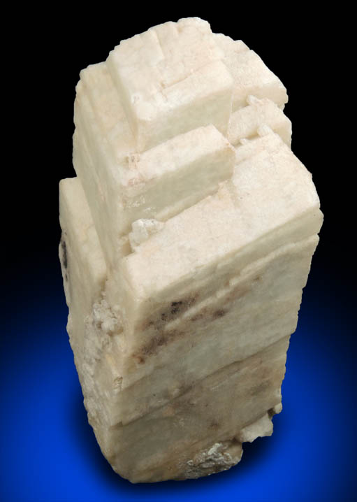 Microcline (Baveno Twin) from Mousetrap, Moat Mountain, Hale's Location, west of North Conway, New Hampshire