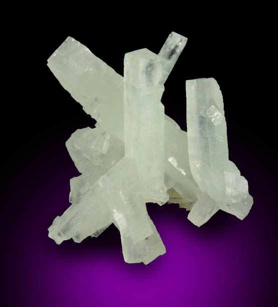 Prehnite from Jeffrey Mine, Asbestos, Qu�bec, Canada